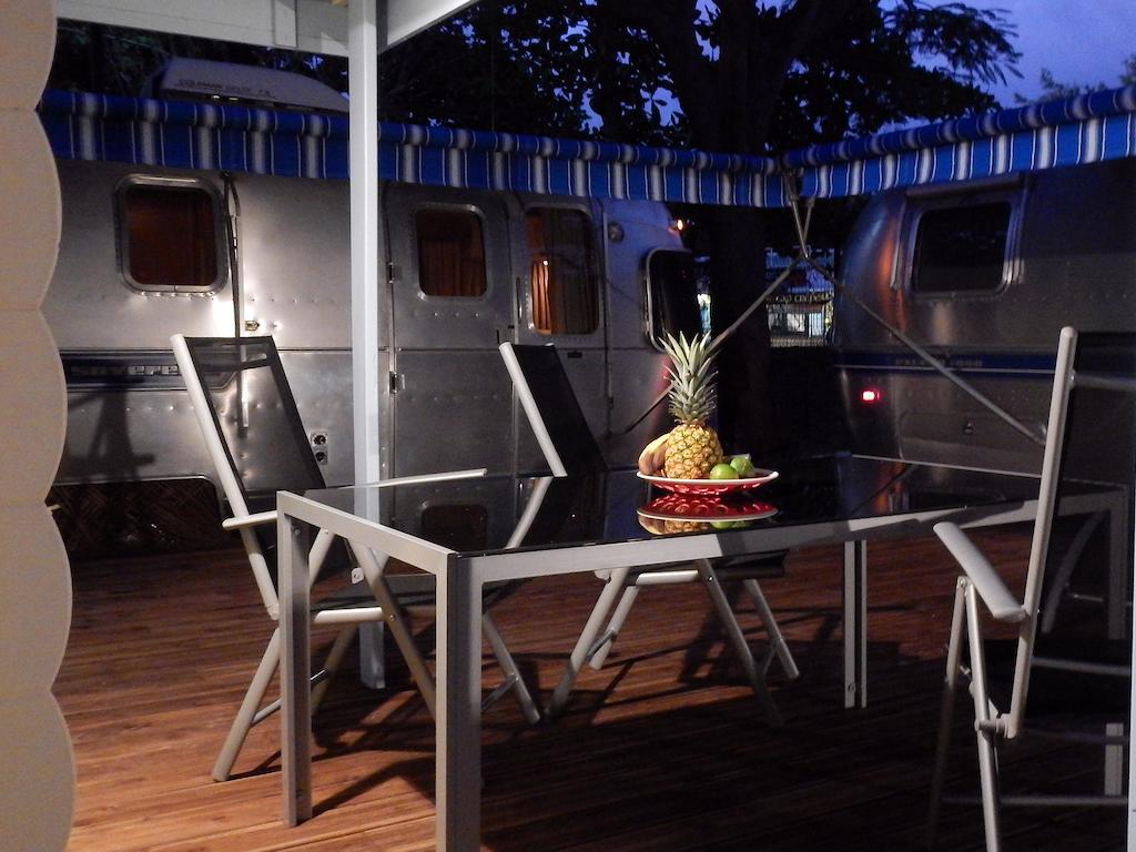 Airstream Paradise Bernard ภายนอก รูปภาพ